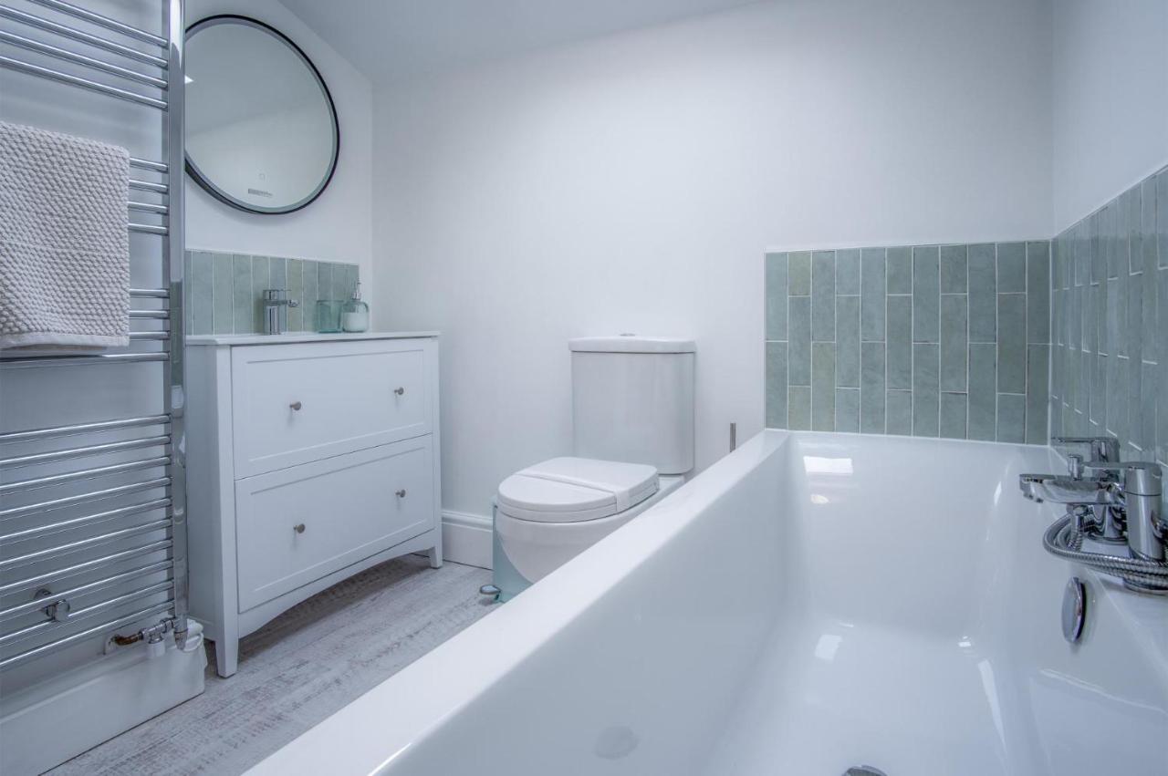 Noe Acre - 3 Bedroom Cottage - Tenby Esterno foto