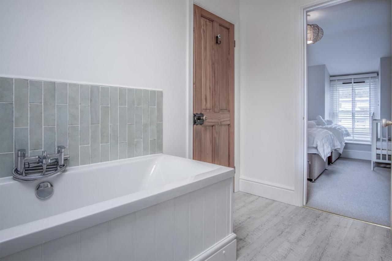 Noe Acre - 3 Bedroom Cottage - Tenby Esterno foto